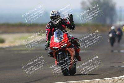 media/Sep-20-2025-TrackDaz (Sat) [[27f0cde673]]/A Group/2pm (Turn 9)/